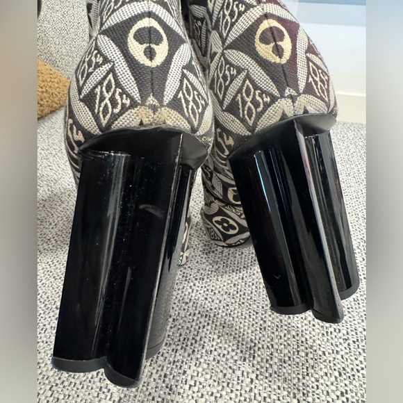 Louis Vuitton silhouette cloth ankle boots - Picture 6 of 7